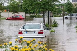 Das ist zu tun nach Unwetter, Überschwemmung und Schaden