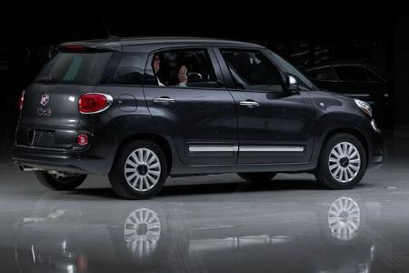 Fiat 500 L Papamobil von 2015