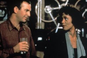 Kevin Costner: Dieses Versprechen gab er einst Whitney Houston