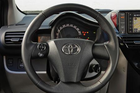 Toyota iQ Lenkrad