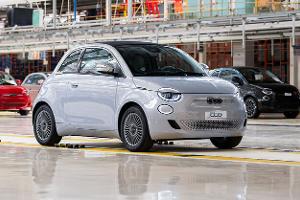 Der Fiat 500e bekommt auch einen Benzinmotor
