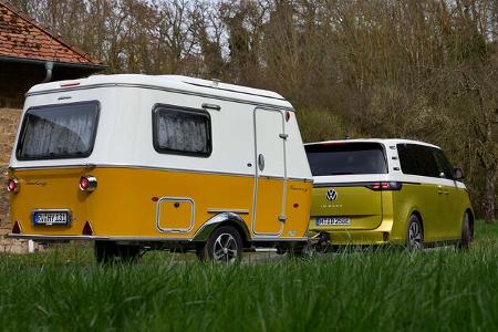 historischer Eriba Puck vs aktueller Eriba Touring