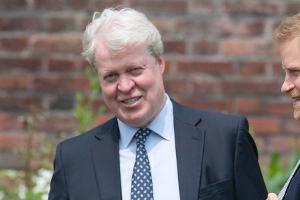Engagiert Prinzessin Dianas Bruder etwa Charles' Scheidungsanwältin?