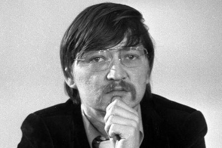 Portrait eines Mann mit Brille und Vollbart