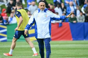 Vor Albanien: Italien bangt um Barella