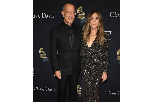 Tom Hanks und seine Frau Rita Wilson sind ebenfalls riesige Griechenland-Fans. Ihnen hat es die Insel Antiparos angetan, wo sie sich ein Haus gebaut haben. Beide machten so viel kostenlose Werbung für ...
