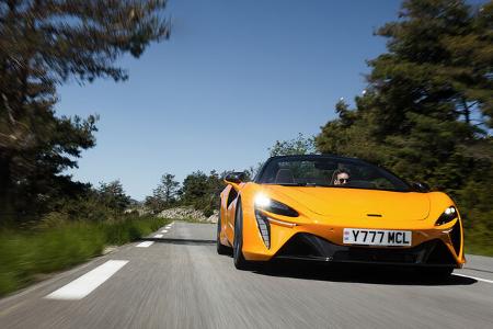 McLaren Artura Spider
