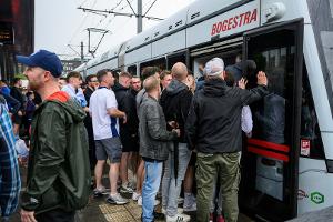 Bahnchaos auf Schalke? Diskussionen nach Englands EM-Spiel
