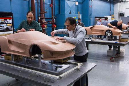Ford GT - Supersportwagen - Entwicklung - kleine Tonmodelle