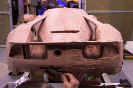 Ford GT - Supersportwagen - Entwicklung - kleine Tonmodelle
