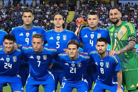 Italien - Squadra Azzurra / Azzurri - Apropos wiederholen: Die azurblaue Mannschaft von Titelverteidiger Italien peilt in Deutschland den dritten EM-Sieg nach 1968 und 2021 an.
