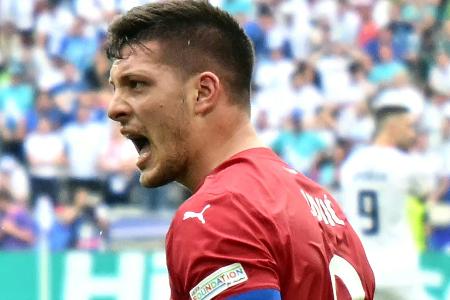 Von der Bank zum Helden: Alle lieben Jovic Von der Bank zum Helden: Alle lieben Jovic