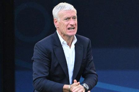 Vor Olympia: Deschamps führt Fackellauf an Vor Olympia: Deschamps führt Fackellauf an