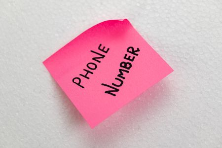 Alltagsfrage: Schützt ein Zettel mit der Handynummer vor dem Abschleppen? Alltagsfrage: Schützt ein Zettel mit der Handynummer vor dem Abschleppen?