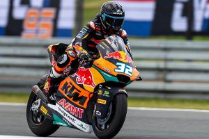 Moto2: Rückkehrer Schrötter verpasst Punkteränge