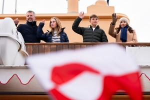 König Frederik und Königin Mary: Familienauftritt in der Arktis