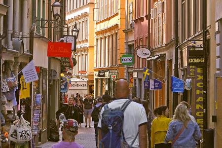 Stockholm, Einkaufsmeile, Menschen, Fassaden, Stra§e