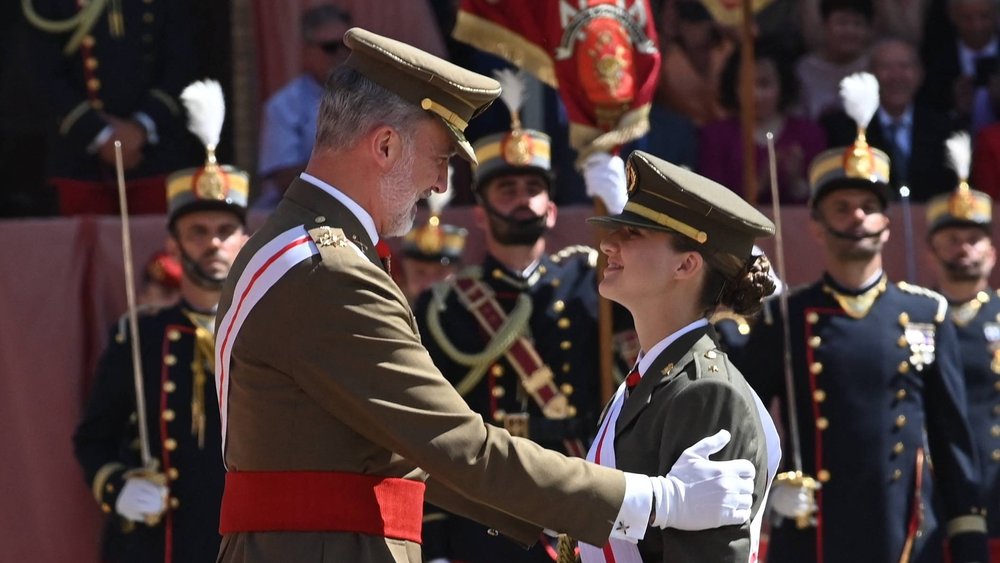 Rey Felipe de España: Honores militares para su hija Leonor