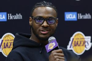 Bronny James unterschreibt bei den Lakers