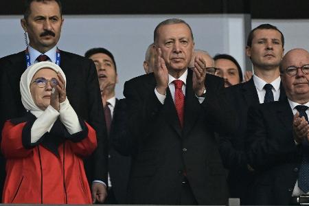 Erdogan lobt Türkei nach EM-Aus: Erdogan lobt Türkei nach EM-Aus: