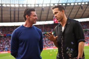 Hugh Jackman und Ryan Reynolds: Hollywoodstars zu Gast bei der Heim-EM