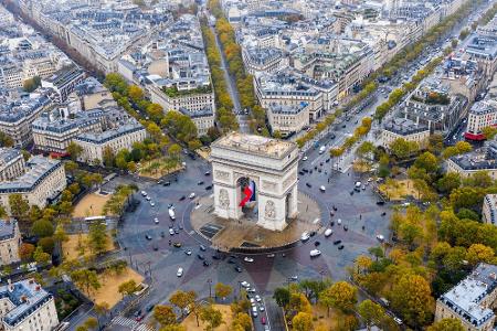 Der Arc de Triomphe