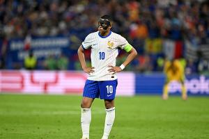 Petit kritisiert Mbappe: "Eines Kapitäns unwürdig"