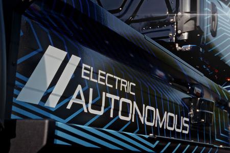 Freightliner eCascadia autonomer Elektro-Lkw