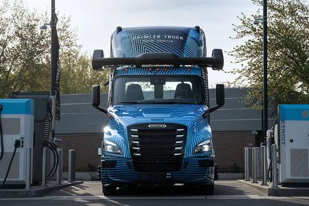 Freightliner eCascadia autonomer Elektro-Lkw