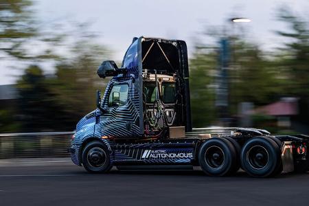 Freightliner eCascadia autonomer Elektro-Lkw