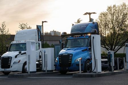 Freightliner eCascadia autonomer Elektro-Lkw