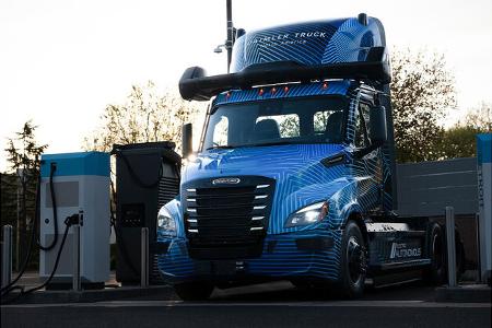 Freightliner eCascadia autonomer Elektro-Lkw