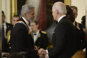 George Clooney fordert Rückzug: Team von Joe Biden stichelt zurück