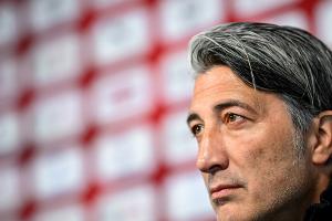 Yakin bleibt Schweizer Nationaltrainer