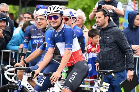 GROUPAMA-FDJ - David Gaudu, Kevin Geniets, Romain Grégoire, Stefan Küng, Lenny Martinez, Valentin Madouas, Quentin Pacher, Clément Russo
