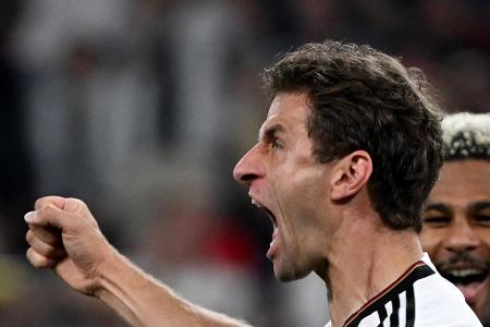 'Ich weiß, dass jedes Tor gleich viel zählt, nämlich immer eins. Ich weiß auch, wenn man nur die schönen Tore nähme, hätte ich nicht so viele auf dem Konto.' (Thomas Müller, einfach wirklich immer ehrlich)