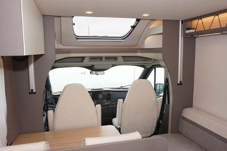 LMC Tourer Lift (2025)