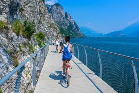 Gardasee, Radweg-Stück bei Limone 