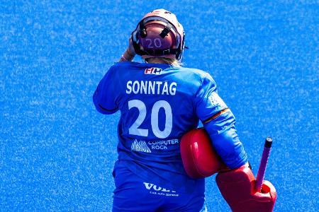 Hockey-Frauen: Schneider ersetzt verletzte Sonntag in Paris Hockey-Frauen: Schneider ersetzt verletzte Sonntag in Paris