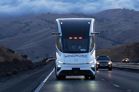 Windrose Elektro-Lkw Zugmaschine