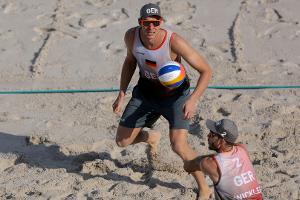 Beachvolleyball: Ehlers/Wickler vorzeitig im Achtelfinale
