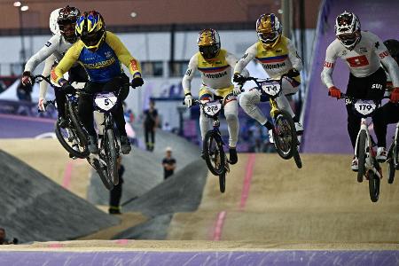BMX-Rennen: Schaub und Beck scheitern knapp BMX-Rennen: Schaub und Beck scheitern knapp