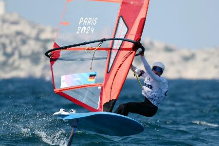 Viel Pech: Windsurferin Steinlein verpasst Medaille Viel Pech: Windsurferin Steinlein verpasst Medaille
