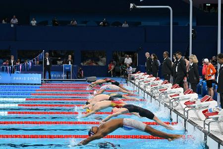 Gemischte US-Staffel schwimmt zweiten Weltrekord Gemischte US-Staffel schwimmt zweiten Weltrekord