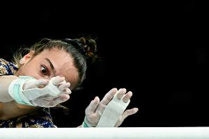 Helen Kevric: Wichtige Erfahrungen - und ein Foto mit Biles