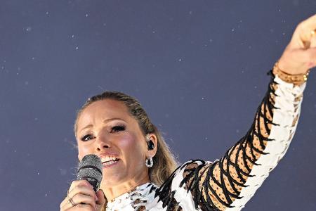 Helene Fischer dürfte es egal sein. Ihr Vermögen wurde 2023 auch ohne internationalen Appeal auf 35 bis 40 Millionen Euro geschätzt, da braucht man sich den Rest der Welt gar nicht erst anzutun. Eine ...