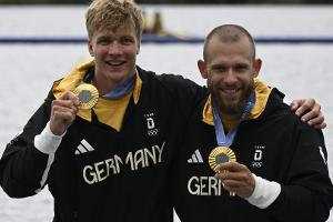 Doppelgold zu schwer? Kanuten scherzen über "Blockaden im Hals"