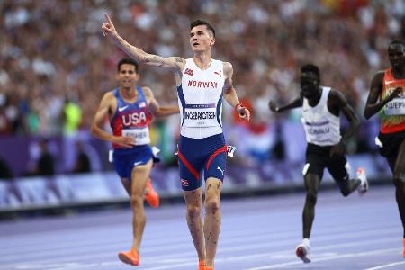 Wiedergutmachung: Ingebrigtsen rennt zu 5000-Meter-Gold Wiedergutmachung: Ingebrigtsen rennt zu 5000-Meter-Gold