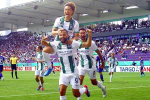 Schöne Tore, guter Auftritt: Gladbach ringt Aue nieder