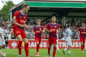 Breunig trifft dreifach: Heidenheim souverän weiter